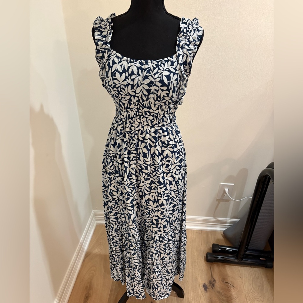 Abercrombie & Fitch Navy and White Floral Midi Dress